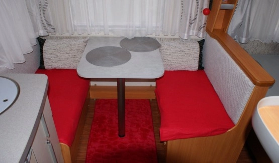                         Przyczepa kempingowa FENDT Saphir FC 390 jak NOWA 2010 rok - zdjęcie 5
                        