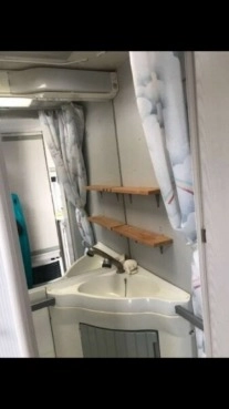                         SPRZEDAM PILNIE przyczepę kempingową KNAUS!!! - zdjęcie 8
                        