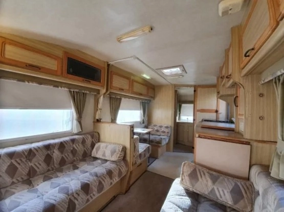                         Przyczepa Kempingowa Elddis - zdjęcie 5
                        