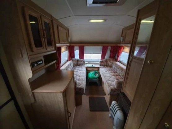                         Przyczepa kempingowa Clubman 400-2 - zdjęcie 8
                        