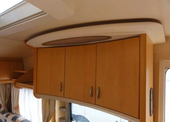                         Przyczepa Hobby 400 - zdjęcie 16
                        