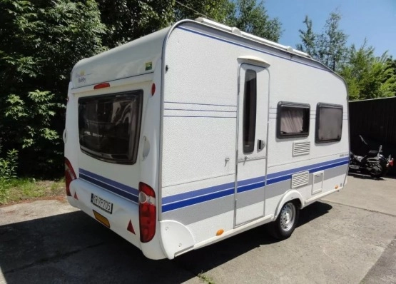                         Przyczepa Hobby 400 - zdjęcie 17
                        