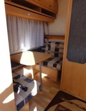                         Przyczepa Hobby 400 - zdjęcie 18
                        