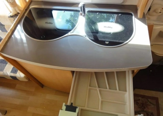                         Przyczepa Hobby 400 - zdjęcie 20
                        