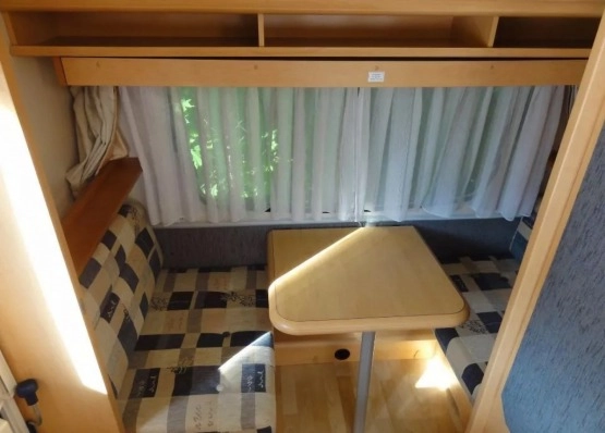                         Przyczepa Hobby 400 - zdjęcie 27
                        