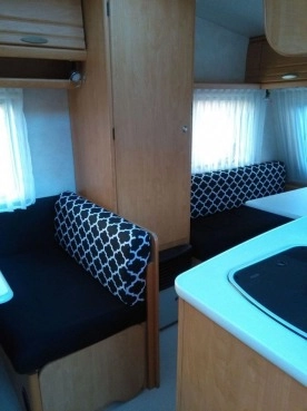                         Przyczepa Kempingowa CARAVELAIR - zdjęcie 5
                        