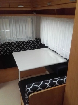                         Przyczepa Kempingowa CARAVELAIR - zdjęcie 7
                        