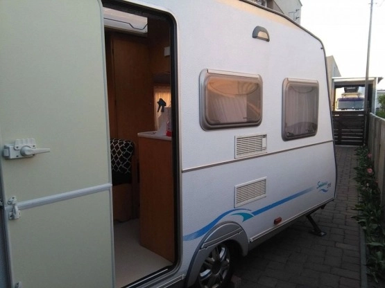                         Przyczepa Kempingowa CARAVELAIR - zdjęcie 9
                        