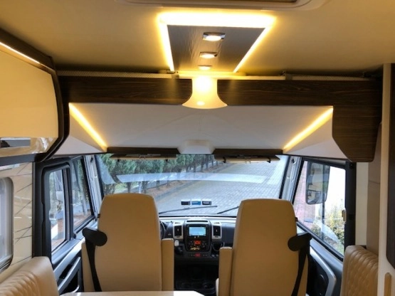                         SPRZEDAM - zdjęcie 9
                        