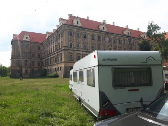                         HYMER 545 EN Świetna przyczepa kempingowa, mover, solar- ZAMIANA - zdjęcie 16
                        