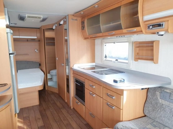                         CABBY 650+ klimatyzacja, przedsionek, MOVER, ALDE. Bogato wyposażona - zdjęcie 12
                        