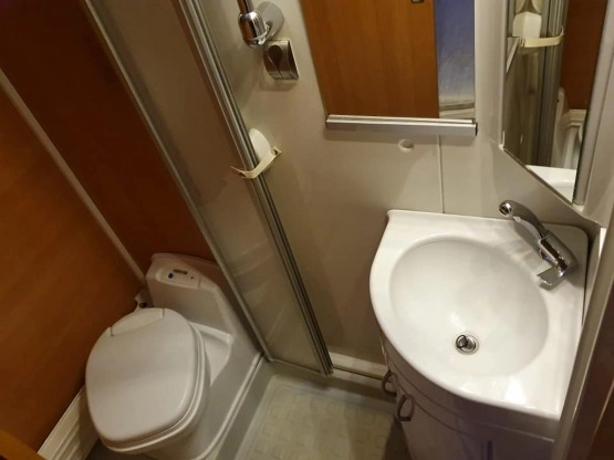                         CABBY 650+ klimatyzacja, przedsionek, MOVER, ALDE. Bogato wyposażona - zdjęcie 3
                        