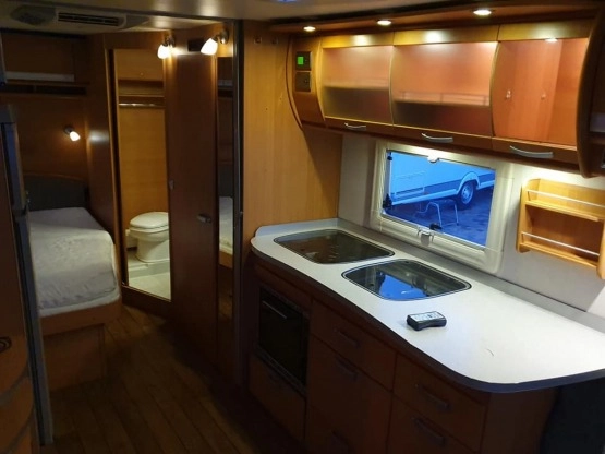                         CABBY 650+ klimatyzacja, przedsionek, MOVER, ALDE. Bogato wyposażona - zdjęcie 8
                        