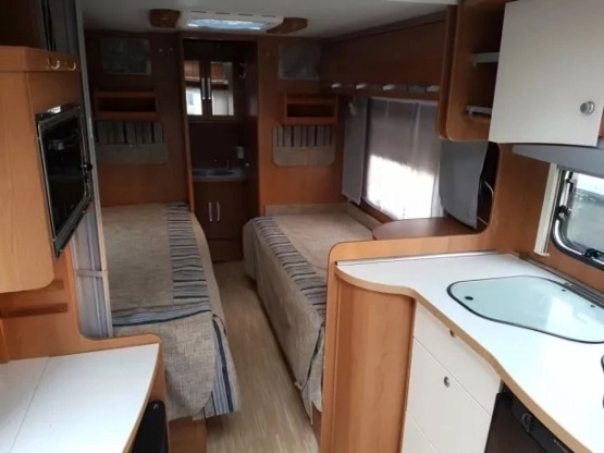                         LMC Musica 530E, markiza, MOVER, Ultraheat, SOLAR!!! Panele! prysznic! - zdjęcie 4
                        