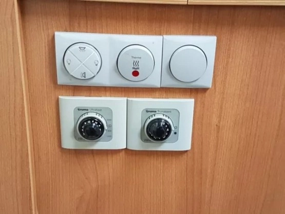                         LMC Musica 530E, markiza, MOVER, Ultraheat, SOLAR!!! Panele! prysznic! - zdjęcie 6
                        