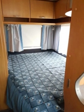                         Knaus Eifelland Holiday 495 Ultraheat, przedsionek, bagażnik. DMC 1200 - zdjęcie 6
                        