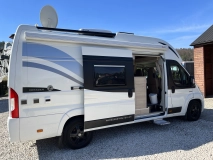                         Kamper VAN Globe Traveller Voyager Z, PEUGEOT BOXER NA GWARANCJI! - zdjęcie 24
                        