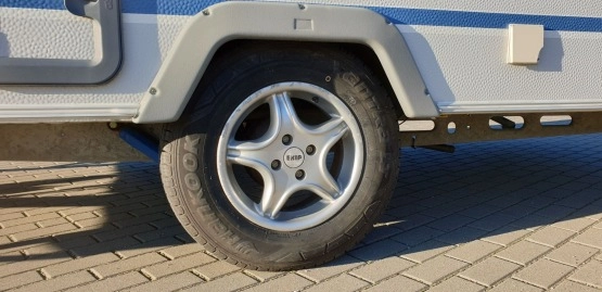                         Knaus Sudwind Country 8404 z 1996 roku  + Namiot Isabella - zdjęcie 17
                        