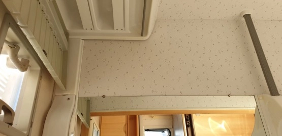                         Knaus Sudwind Country 8404 z 1996 roku  + Namiot Isabella - zdjęcie 20
                        