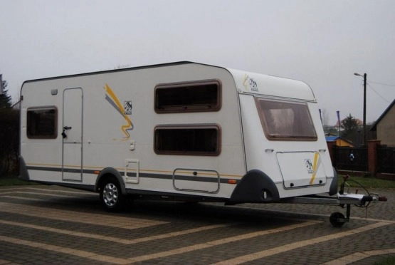                         KNAUS 550 6 osób z WC! 100% sucha! Łóżko piętrowe! SUPER STAN! Zarej.! - zdjęcie 1
                        