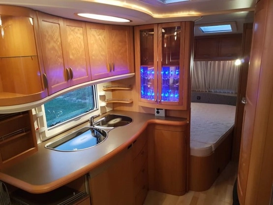                         Hobby 495 UFE - zdjęcie 2
                        