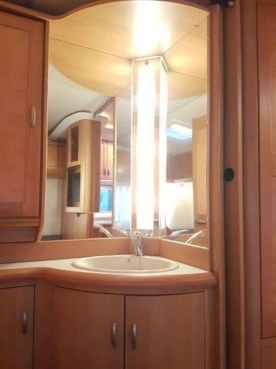                         Hobby 495 UFE - zdjęcie 8
                        