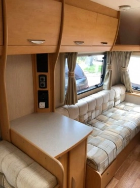                         2009 Elddis Mayfair - zdjęcie 6
                        