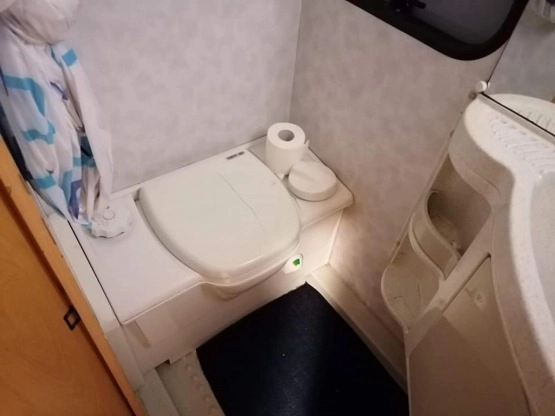                         Przyczepa campingowa Adria Altea 502 - zdjęcie 7
                        