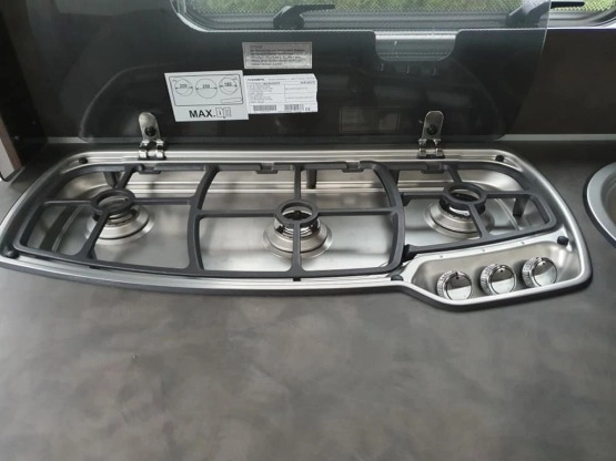                         Knaus Sport 540 Silver Selection, rocznik 2019 - zdjęcie 3
                        