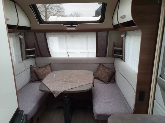                         Knaus Sport 540 Silver Selection, rocznik 2019 - zdjęcie 8
                        
