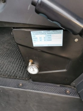                         Kamper Knaus Sun Traveller 2,8 D, garaż, 2x klima - zdjęcie 13
                        