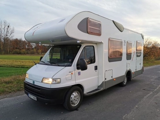                         Kamper Knaus Sun Traveller 2,8 D, garaż, 2x klima - zdjęcie 1
                        
