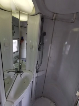                         Kamper Knaus Sun Traveller 2,8 D, garaż, 2x klima - zdjęcie 20
                        