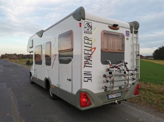                         Kamper Knaus Sun Traveller 2,8 D, garaż, 2x klima - zdjęcie 24
                        