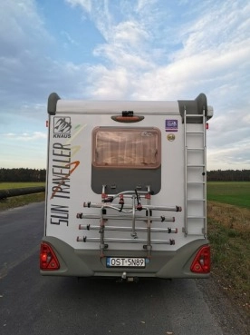                        Kamper Knaus Sun Traveller 2,8 D, garaż, 2x klima - zdjęcie 27
                        