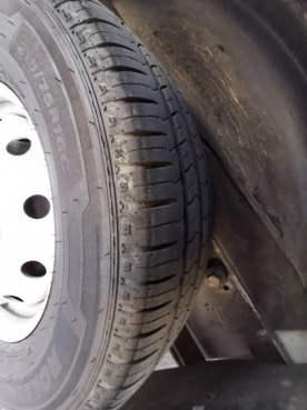                         Kamper Knaus Sun Traveller 2,8 D, garaż, 2x klima - zdjęcie 31
                        