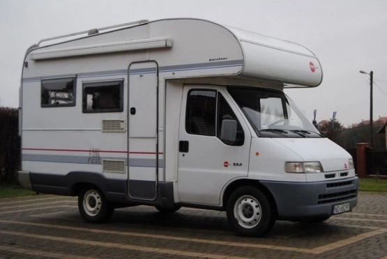                         Kamper CITROEN 2.5 D Niski przebieg! Piękny środek! Hak! Zarej. OKAZJA! - zdjęcie 1
                        