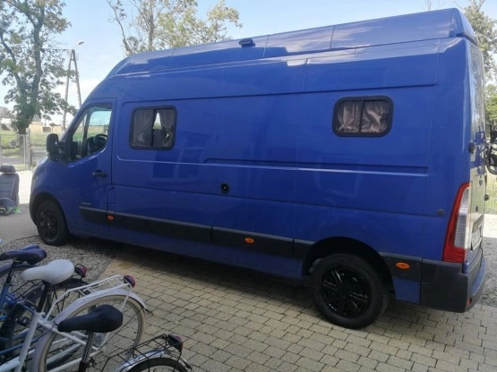                         Kampera Renault Master 2011 r., 4 osobowy - zdjęcie 13
                        