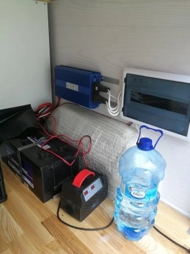                         Kampera Renault Master 2011 r., 4 osobowy - zdjęcie 17
                        