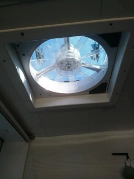                         Kampera Renault Master 2011 r., 4 osobowy - zdjęcie 19
                        