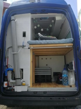                         Kampera Renault Master 2011 r., 4 osobowy - zdjęcie 2
                        