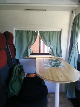                         Kampera Renault Master 2011 r., 4 osobowy - zdjęcie 5
                        