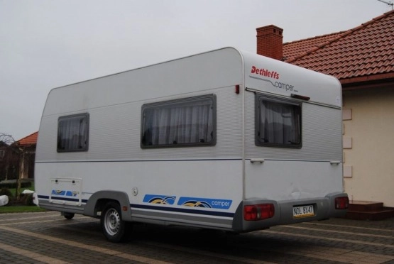                         DETHLEFFS CAMPER Zarejestrowana! Przestronny prysznic! Zadbana! Sucha! - zdjęcie 6
                        
