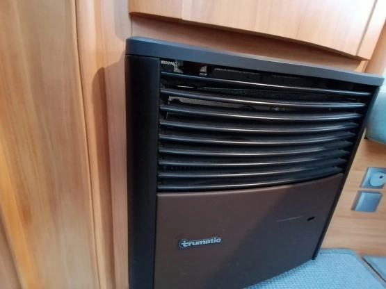                         Sprzedam przyczepę Adria - zdjęcie 16
                        