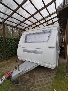                         Sprzedam przyczepę Adria - zdjęcie 1
                        