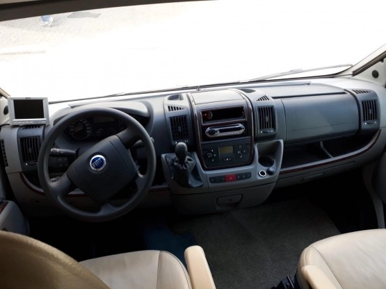                         Kamper Hobby, baza Fiat Ducato, na kategorię C - zdjęcie 3
                        