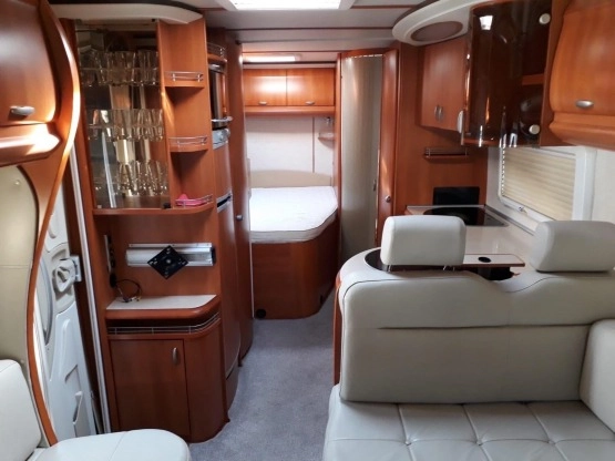                         Kamper Hobby, baza Fiat Ducato, na kategorię C - zdjęcie 9
                        