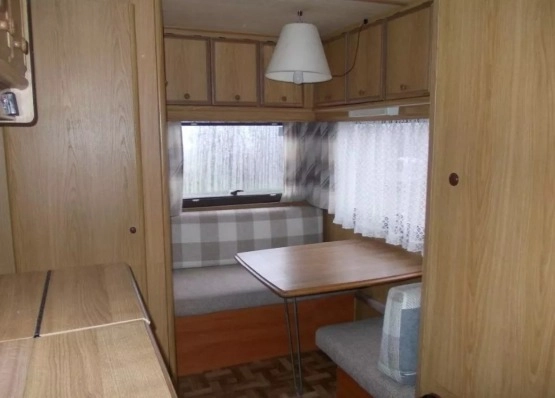                         Przyczepa kempingowa TEC 400 dla 4 osób - zdjęcie 4
                        