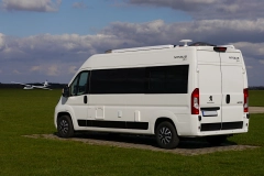                         Peugeot Boxer 2018r 163PS Nowa zabudowa dla 3 osób cena brutto FV - zdjęcie 1
                        