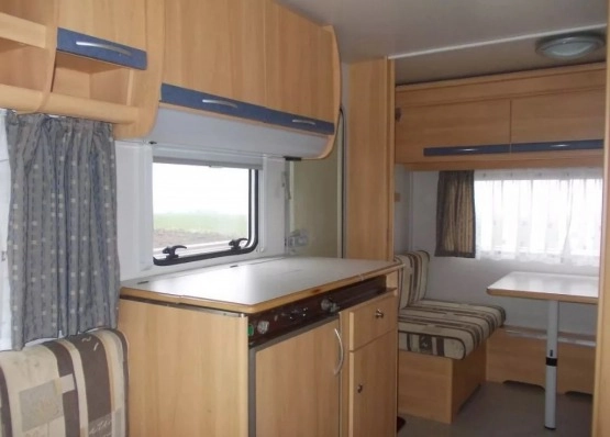                         Przyczepa kempingowa Knaus Vimara dla 4 os. - zdjęcie 5
                        